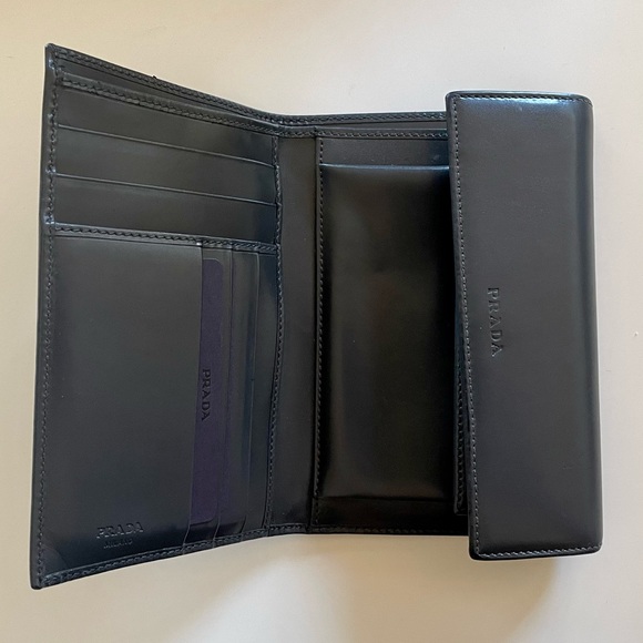 Prada Wallet - Picture 7 of 13